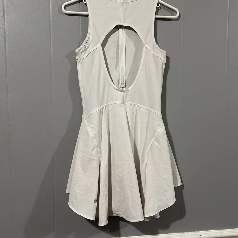 Lululemon size 6 white dress - Picture 5 of 9